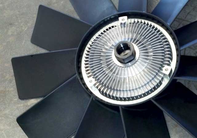 BKA Fan Clutch with Motor Fan